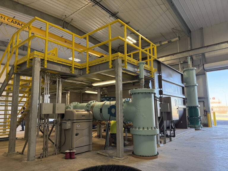 2-floor warehouse mezzanine built to support a conveyor